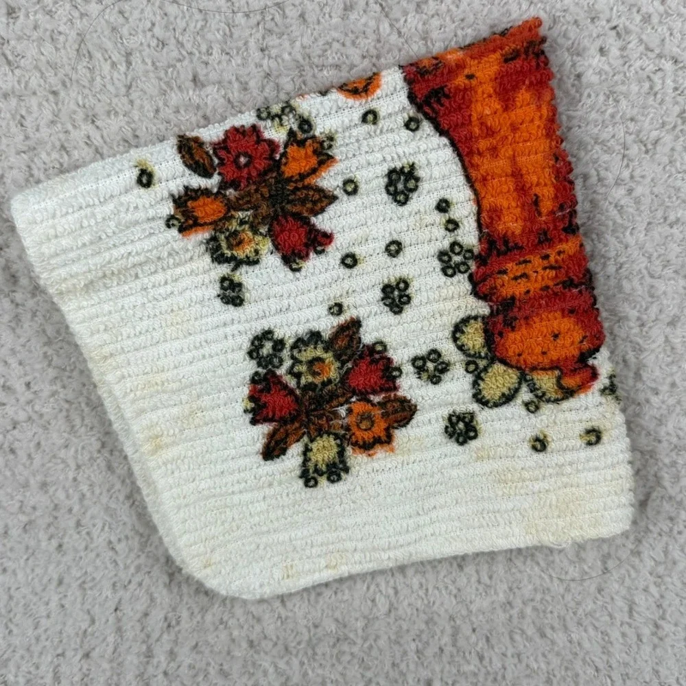 Vintage 70s Kitchen Dishcloth Made in USA Loop Yarn Orange Floral Carrot Graphic